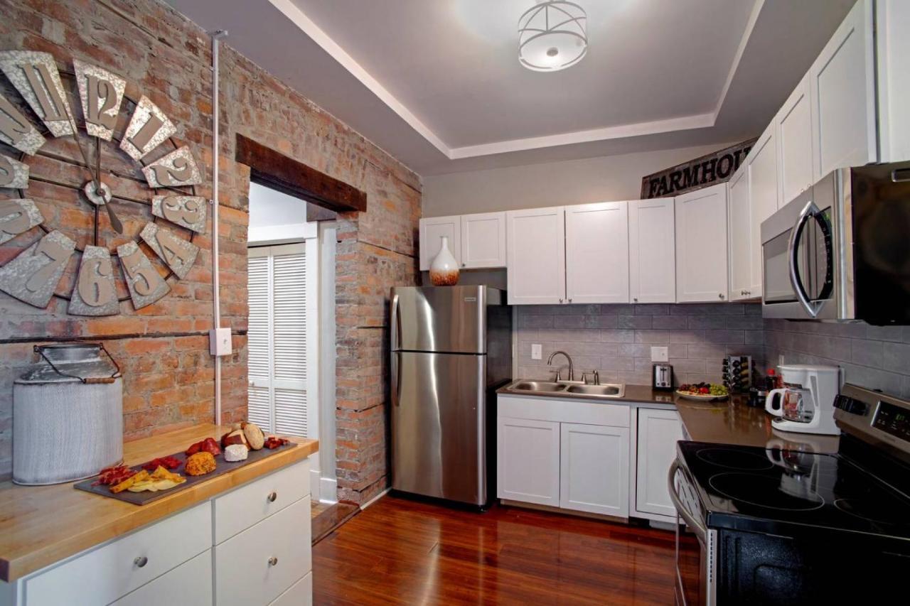 414 Waldburg A - Newly Renovated Apt With Outdoor Space! Lägenhet Savannah Exteriör bild